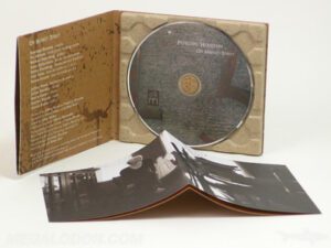 Paper tray on cd digipak, 100% recycled paper with cork hub