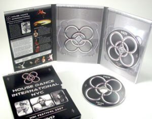 Slipcase set dvd digipak, 6pp tall digipak and side loading slipcase