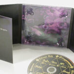 cd digipak 8pp 4C/4C metallic ink