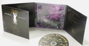 cd digipak 8pp 4C/4C metallic ink