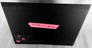 Portfolio with spot gloss ink (spot matte) and pms pink spot color